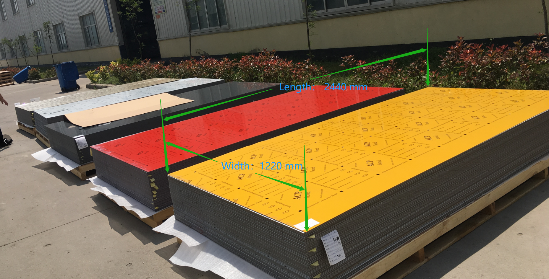 Kích thước tiêu chuẩn của tấm ốp nhôm composite thường được sử dụng